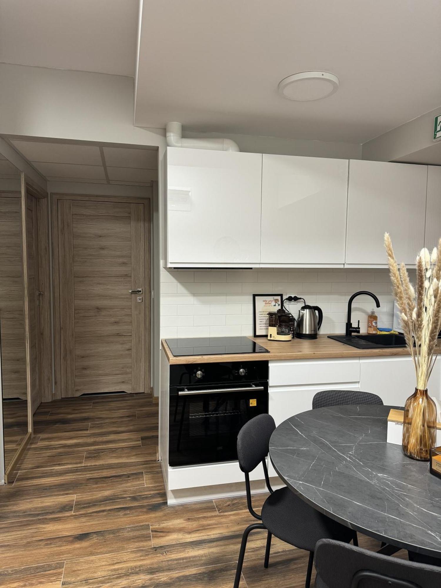 A2 - - Haven - Two Shared Bathrooms Apartment Warsaw
