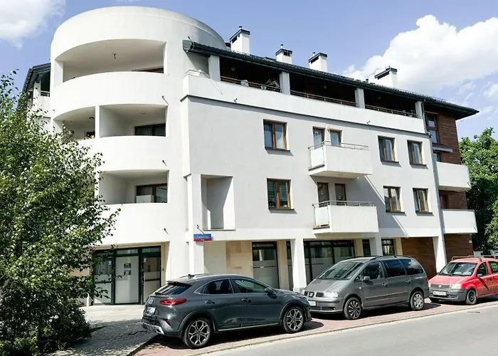 A2 - Prince Room - Warsaw City Haven - Two Shared Bathrooms